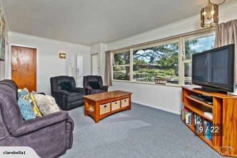 Photo of property in 23 Ellice Road, Totara Vale, Auckland, 0629