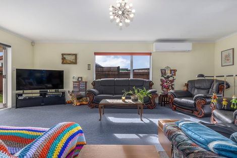 Photo of property in 2 Fuller Close, Levin, 5510