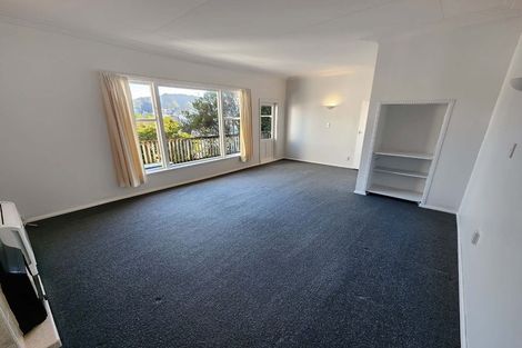 Photo of property in 14 Austin Street, Mount Victoria, Wellington, 6011