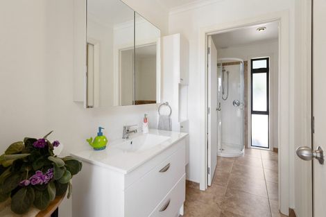 Photo of property in 4 Captain Wood Avenue, Whitianga, 3510