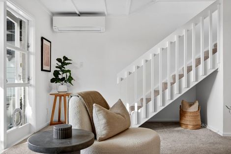 Photo of property in 2/36 Koromiko Street, New Lynn, Auckland, 0600
