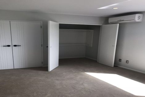 Photo of property in 23 Meritage Lane, Te Atatu South, Auckland, 0610