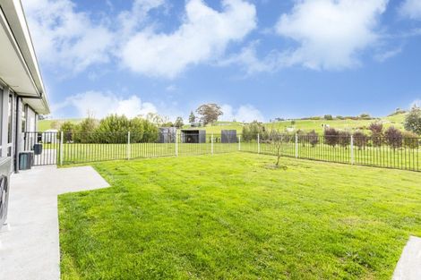 Photo of property in 52 Highlands Drive, Waipawa, 4210