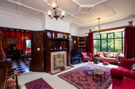 Photo of property in 33 Fitzroy Road, Fitzroy, New Plymouth, 4312