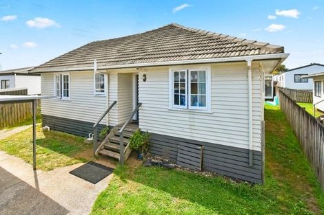 Photo of property in 1/31 Solveig Place, Randwick Park, Auckland, 2105