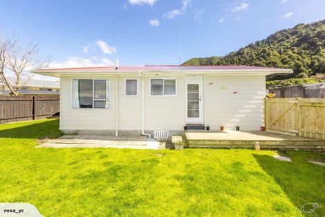 Photo of property in 50b Hartford Crescent, Totara Park, Upper Hutt, 5018