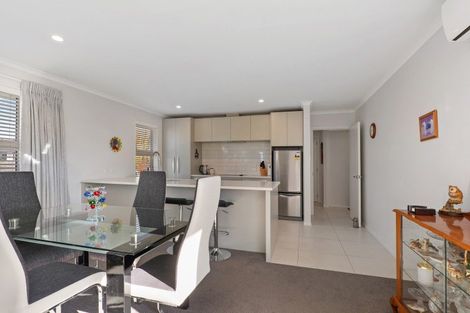 Photo of property in 12 Killarney Avenue, Halswell, Christchurch, 8025