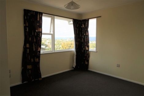 Photo of property in 44 Acacia Avenue, Maungaraki, Lower Hutt, 5010