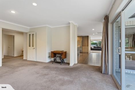 Photo of property in 80 Old Barn Road, Opaheke, Papakura, 2584