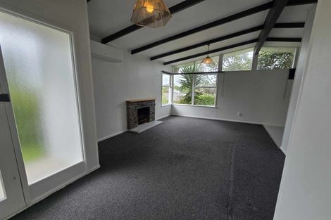Photo of property in 56 Hilling Street, Titirangi, Auckland, 0604