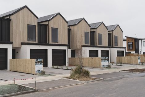 Photo of property in 1 Adzebill Court, Rototuna North, Hamilton, 3210