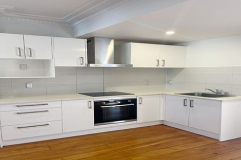 Photo of property in 2/886 Dominion Road, Mount Eden, Auckland, 1041