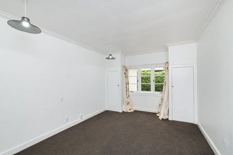Photo of property in 4 Awatea Terrace, Hokowhitu, Palmerston North, 4410