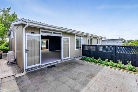 Photo of property in 3 Fernleigh Street, Ferndale, New Plymouth, 4310