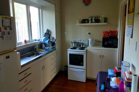Photo of property in 34 Kashmir Road, Glen Eden, Auckland, 0602