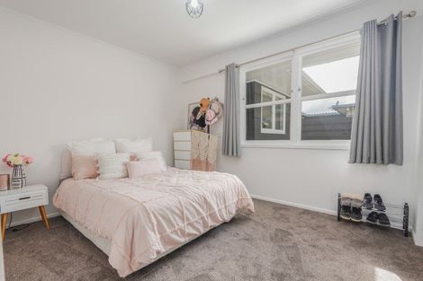 Photo of property in 108 Buick Crescent, Awapuni, Palmerston North, 4412