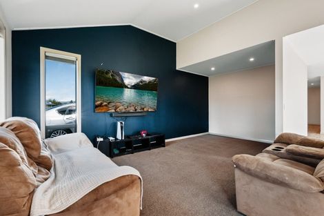 Photo of property in 15 Timsfield Drive, Lake Hawea, Wanaka, 9382