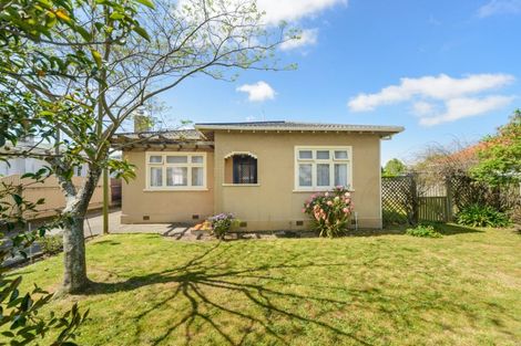 Photo of property in 30 Puriri Terrace, Roslyn, Palmerston North, 4414