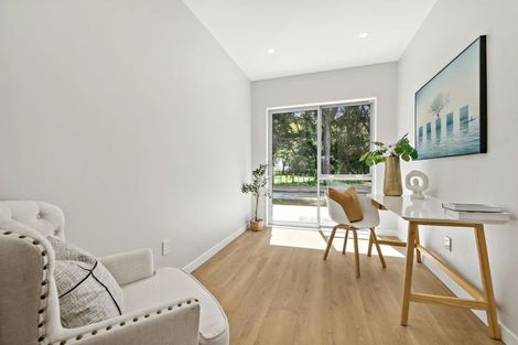 Photo of property in 21 Yellow Pear Lane, Karaka, 2578