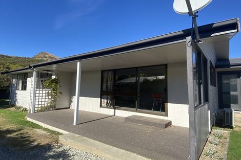Photo of property in 3 Butel Avenue, Arrowtown, 9302