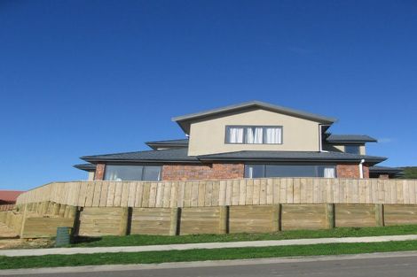 Photo of property in 3 Comber Place, Johnsonville, Wellington, 6037