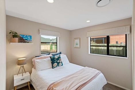 Photo of property in 36 Broadhaven Avenue, Parklands, Christchurch, 8083