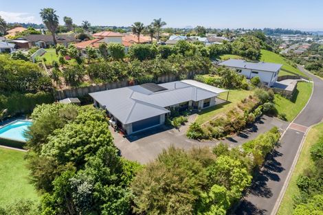Photo of property in 18 Southill Way, Pyes Pa, Tauranga, 3112