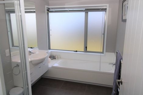 Photo of property in 126 Puka Crescent, Matarangi, Whitianga, 3592