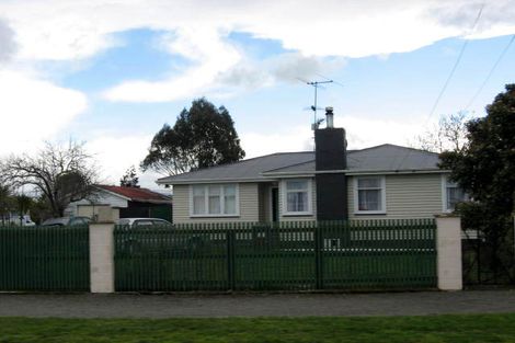 Photo of property in 71 River Road, Masterton, 5810