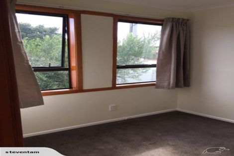 Photo of property in 2/142 Rongotai Road, Kilbirnie, Wellington, 6022