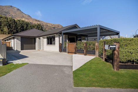 Photo of property in 26 Violet Way, Lower Shotover, Queenstown, 9304