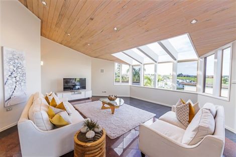 Photo of property in 38 Bannings Way, Hobsonville, Auckland, 0618