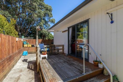 Photo of property in 2/14 Omata Road, Westown, New Plymouth, 4310