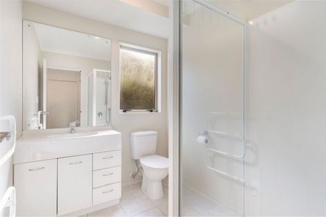 Photo of property in 12 Orbit Place, Flat Bush, Auckland, 2019