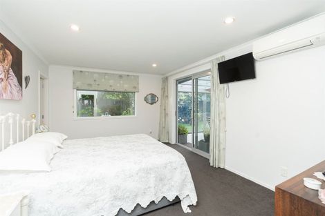 Photo of property in 1 Amokura Crescent, Flagstaff, Hamilton, 3210