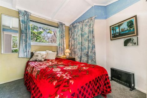 Photo of property in 11 Orere Point Road, Orere Point, Papakura, 2585