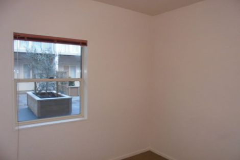 Photo of property in Luxford Villas, 201/72 Herald Street, Berhampore, Wellington, 6023