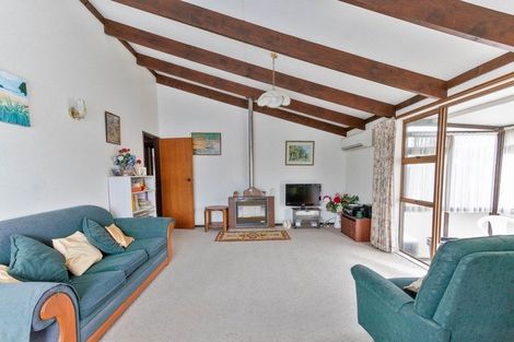 Photo of property in 25 Exeter Crescent, Springvale, Whanganui, 4501