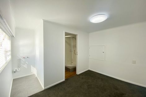 Photo of property in 3/405 Beach Road, Mairangi Bay, Auckland, 0630