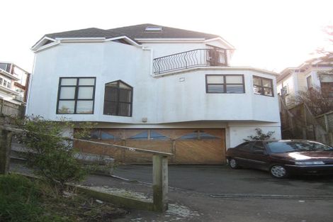 Photo of property in 28 Grove Road, Kelburn, Wellington, 6012