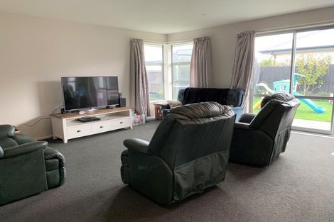 Photo of property in 15 Templetons Road, Aidanfield, Christchurch, 8025