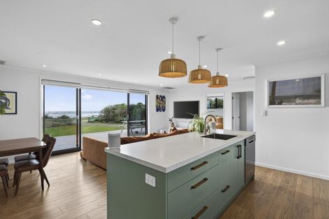 Photo of property in 428 Coast Road, Warea, New Plymouth, 4381