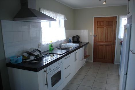 Photo of property in 4/33 Rodney Street, Howick, Auckland, 2014