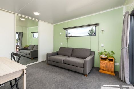 Photo of property in 46 Bathgates Road, Waimate, 7980