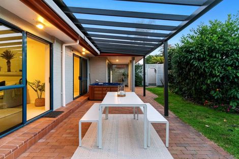 Photo of property in 2 Cayman Key, Papamoa Beach, Papamoa, 3118