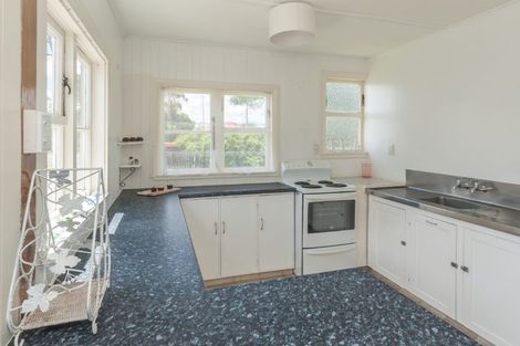 Photo of property in 17 Russell Street, Foxton, 4814