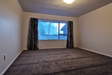 Photo of property in 1/320 Pakuranga Road, Pakuranga Heights, Auckland, 2010
