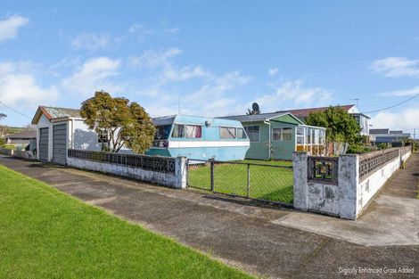 Photo of property in 1 Blake Street, Waitara, 4320