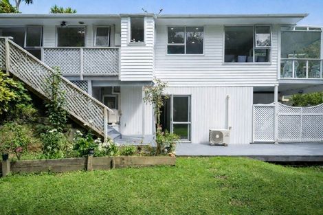 Photo of property in 4 Rokewa Way, Paparangi, Wellington, 6037