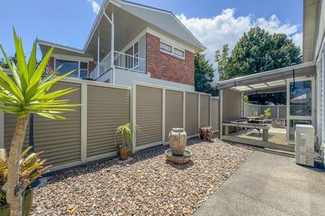 Photo of property in 152 Brunton Crescent, Thames, 3500